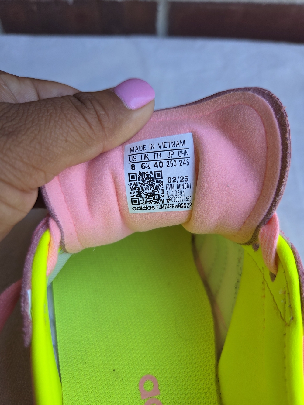 Adidas Tokyo Women’s Shoes Glow Pink Solar Yellow Gum US 8 UK 6.5 - Picture 5 of 14